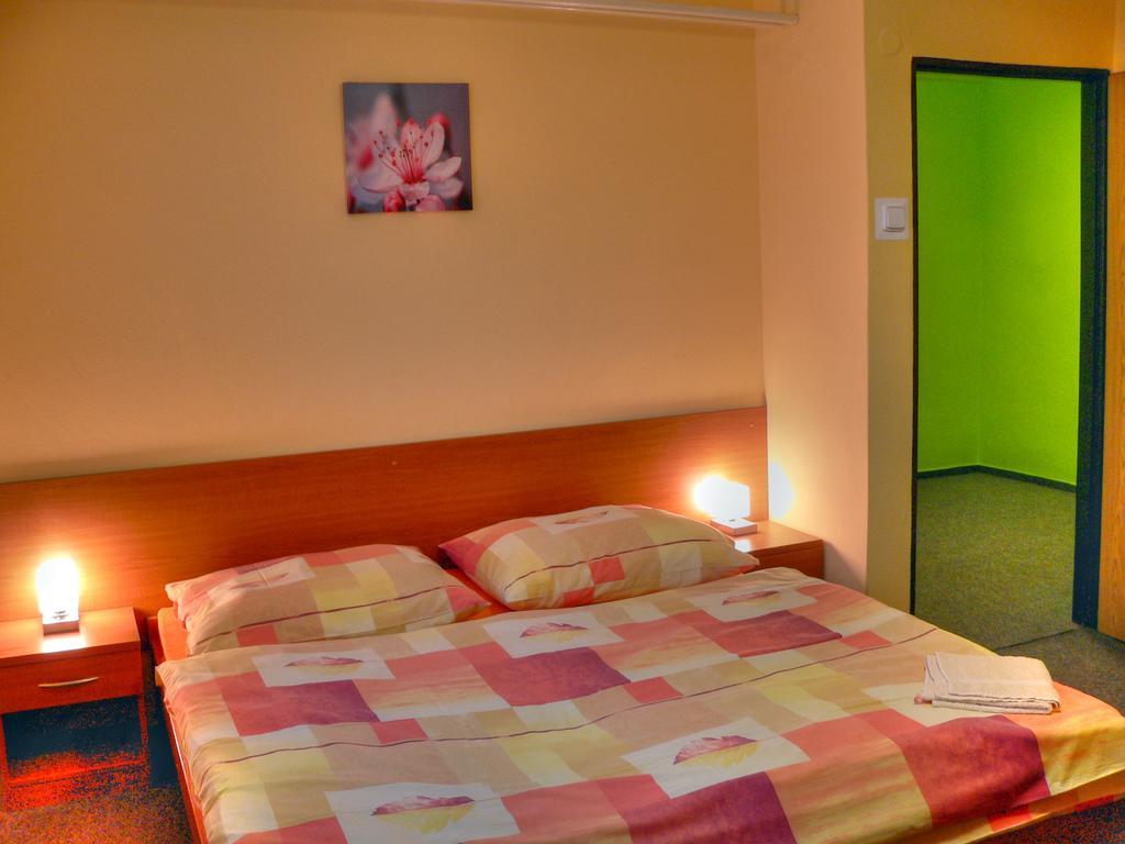 Privat Baja Hotel Liptovský Mikuláš Kamer foto