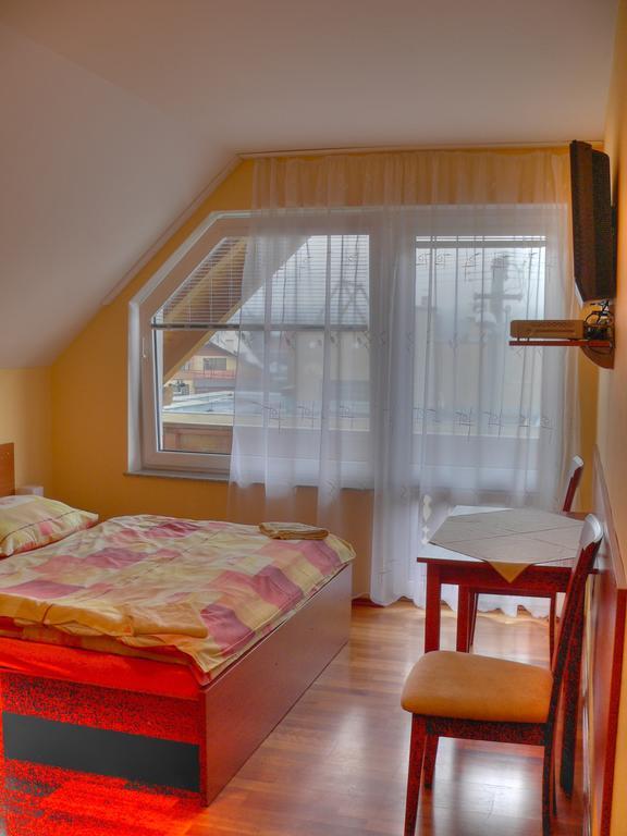 Privat Baja Hotel Liptovský Mikuláš Kamer foto