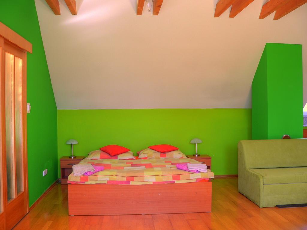 Privat Baja Hotel Liptovský Mikuláš Kamer foto