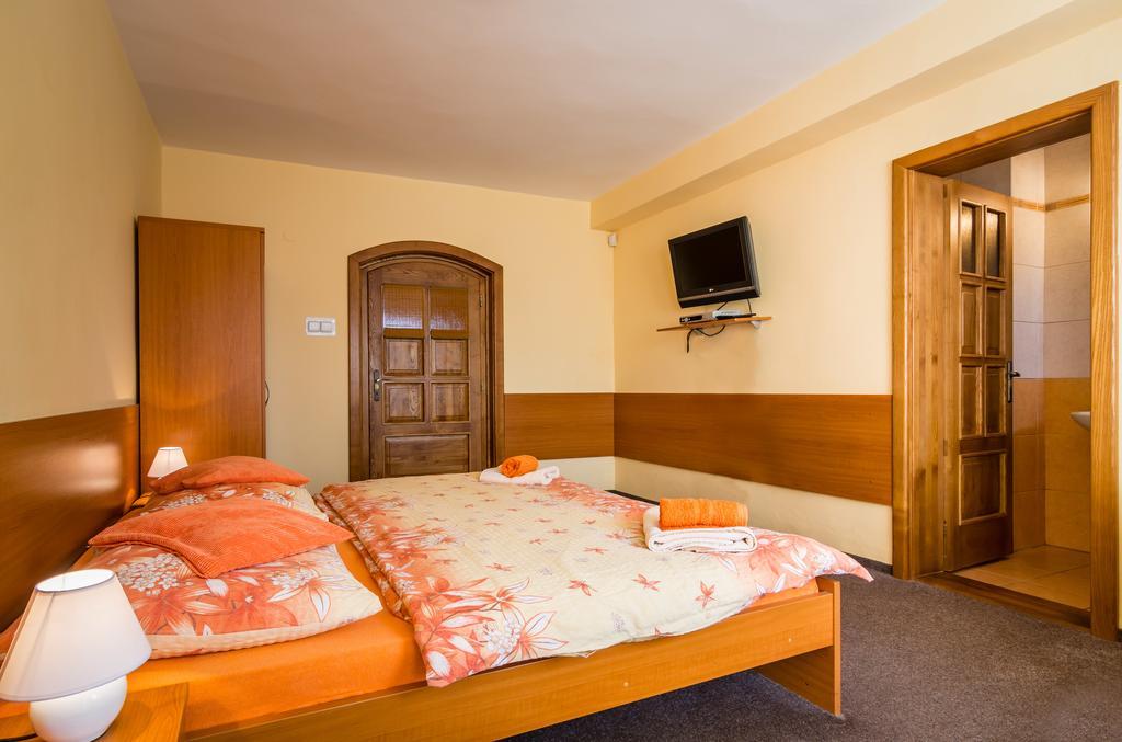 Privat Baja Hotel Liptovský Mikuláš Kamer foto