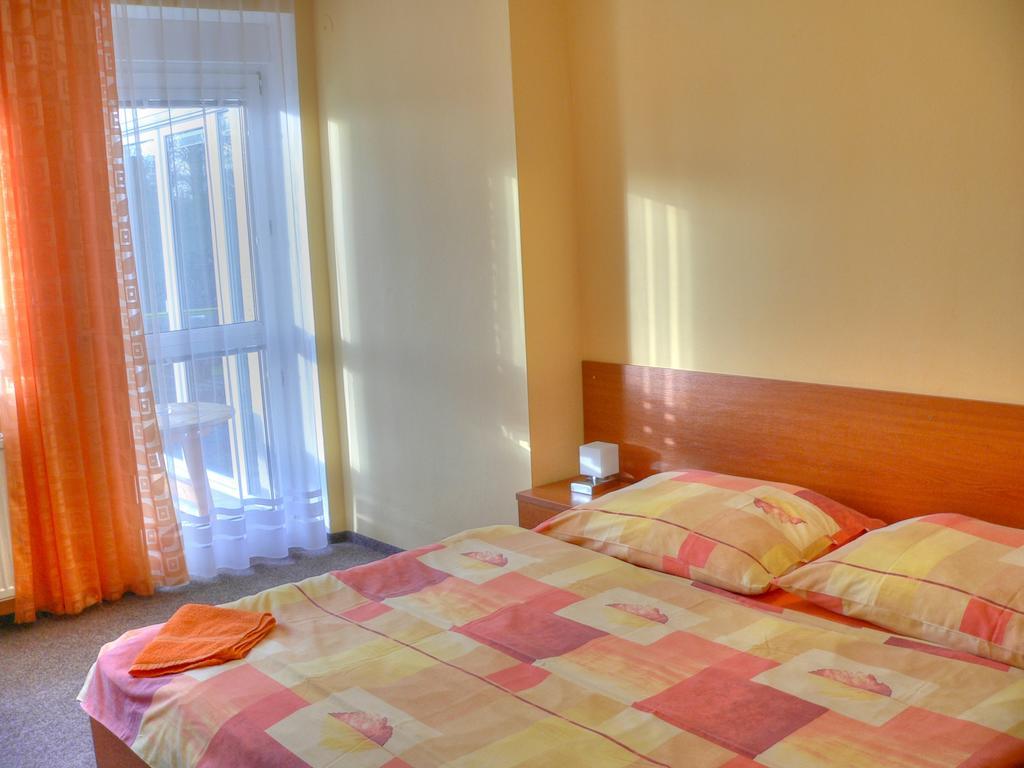 Privat Baja Hotel Liptovský Mikuláš Buitenkant foto
