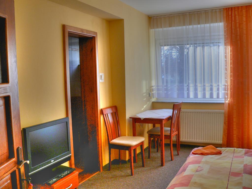 Privat Baja Hotel Liptovský Mikuláš Buitenkant foto